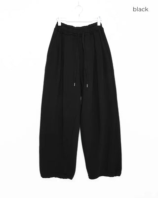 Back embroidered sweatpants