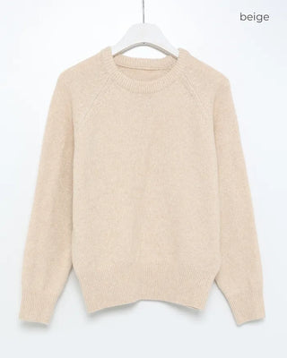 Round neck raglan knit