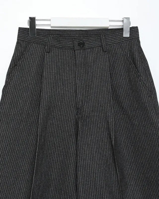 (Unisex) Striped Black Denim Loop Bermuda Pants