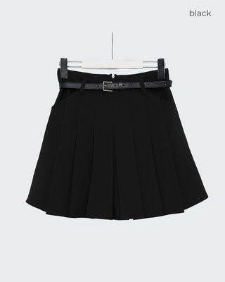Pleated mini skirt and belt set