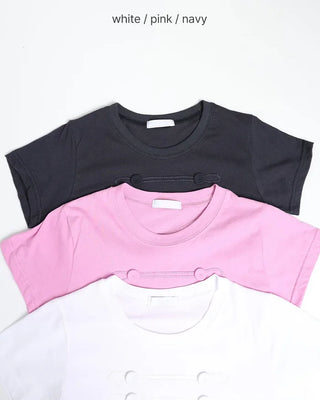Button design T-shirt