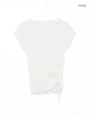 Side-string half-sleeve knit