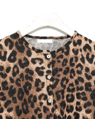 Leopard print semi-cropped cardigan