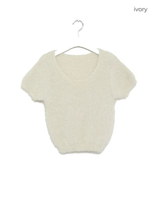 Round short-sleeved knit