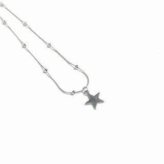 Star pendant necklace