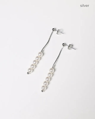 Pearl drop earrings