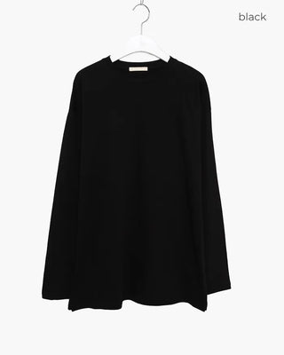 Plain slit long-sleeved T-shirt
