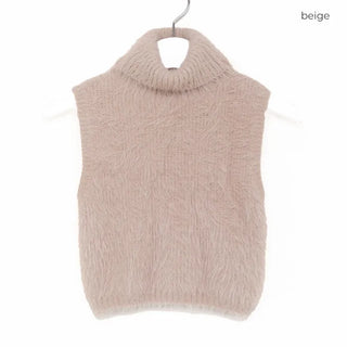 Turtleneck sleeveless fur knit