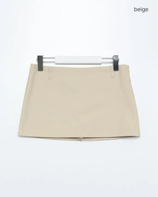 Low-waisted mini skirt