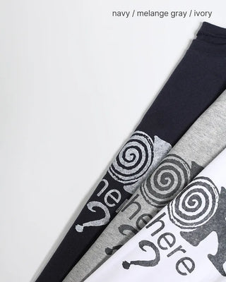 Look Print T-Shirt