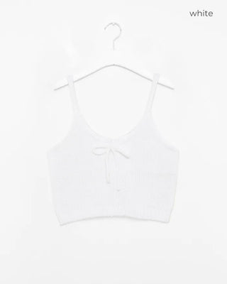 Ribbon knit biste