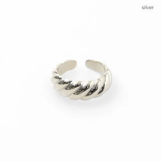 Twist Ring