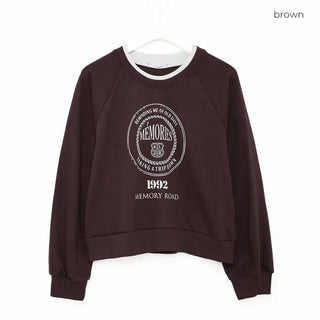 Two-tone neckline sweatshirt