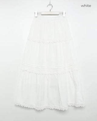 Lace tiered flared long skirt