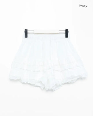 Lace frill shorts