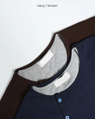 Diagonal stripe Henley neck point button long-sleeve T-shirt