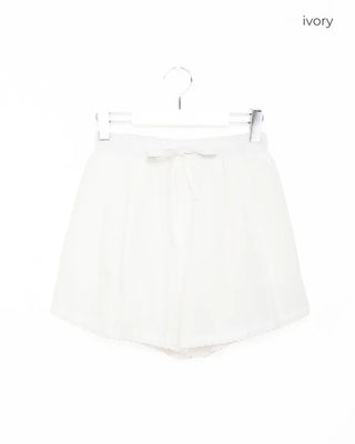 Cute lace point shorts