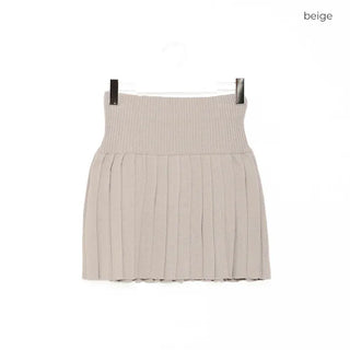 Knitted pleated skirt