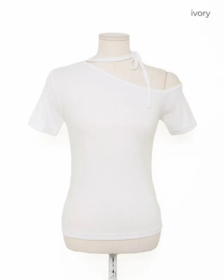 One-off halter strap half-sleeve T-shirt
