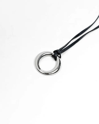 Big pendant faux leather necklace
