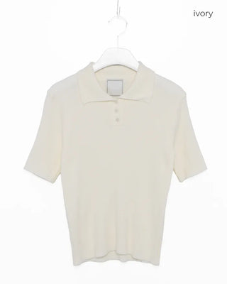 Short-sleeved knit polo shirt