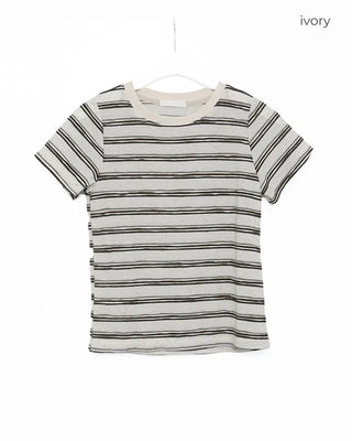Two-tone border half-sleeve T-shirt
