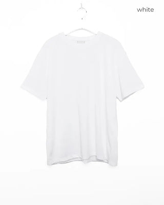 Basic short-sleeved T-shirt