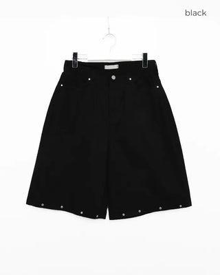 Studded Bermuda shorts