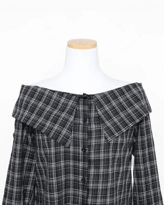 Off-shoulder check shirt