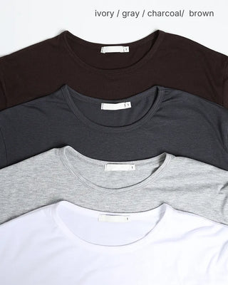 Color-layered half-length T-shirt