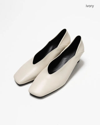 Mid-heel loafer pumps