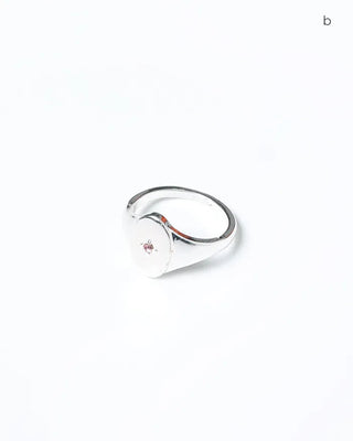 Simple cubic ring
