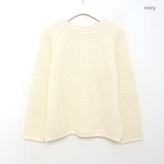 Volume round neck knit sweater