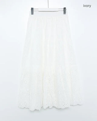 Perforated lace long skirt
