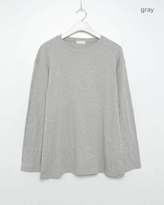 Basic long-sleeve T-shirt