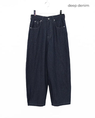 Square hip flap pocket pinstripe denim pants