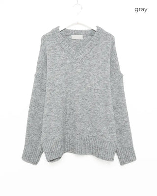 Colorful V-neck loose-fit knit