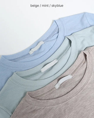 Standard Fit Basic Round Neck T-Shirt