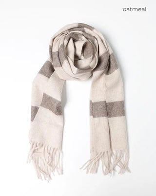 Simple wool scarf