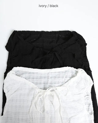 Checked ribbon blouse