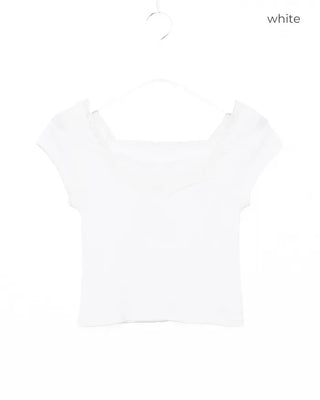 Lace layered neck French T-shirt