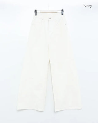 Diagonal slit cotton denim pants
