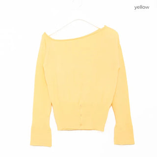 Slit Point Off-Shoulder Knit