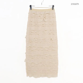 Frilled long skirt