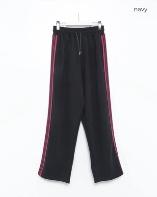 Line detail sweatpants