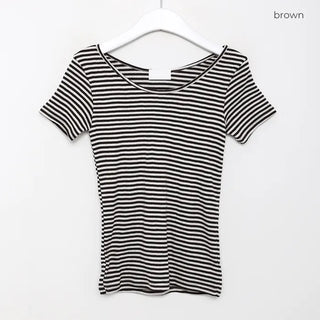 Bordered round short-sleeved T-shirt