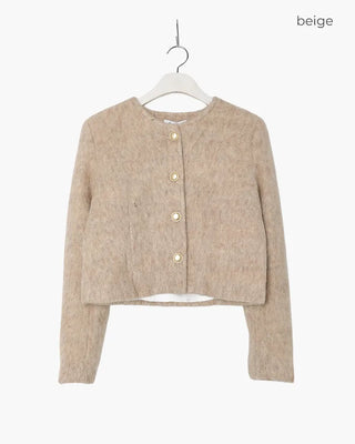 Gold button-point jacket