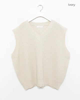 Rib-knit vest