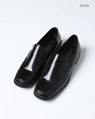 Basic square-toe loafers