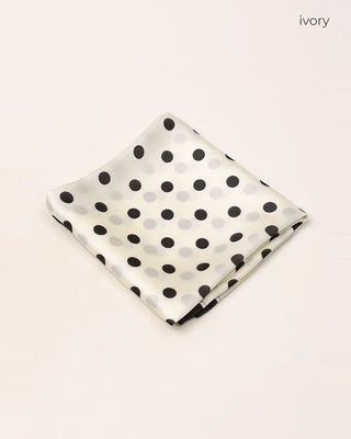Monochrome Poika Dot Scarf